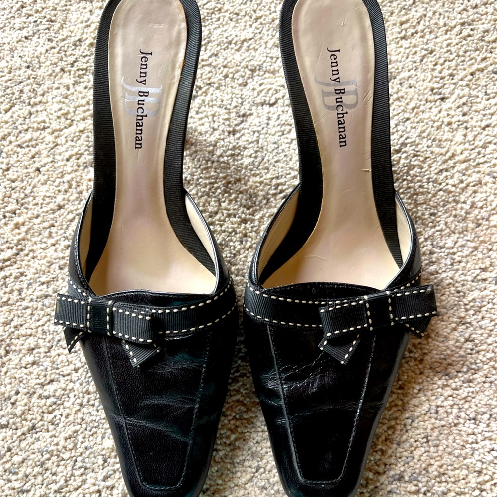 Jenny Buchanan slides size 7